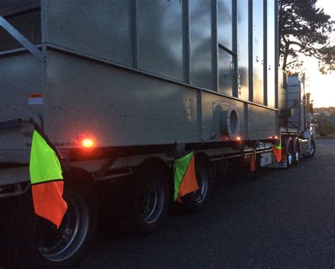 oversize load flashing lights.